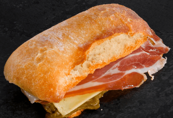 Chapata de Jamón Serrano