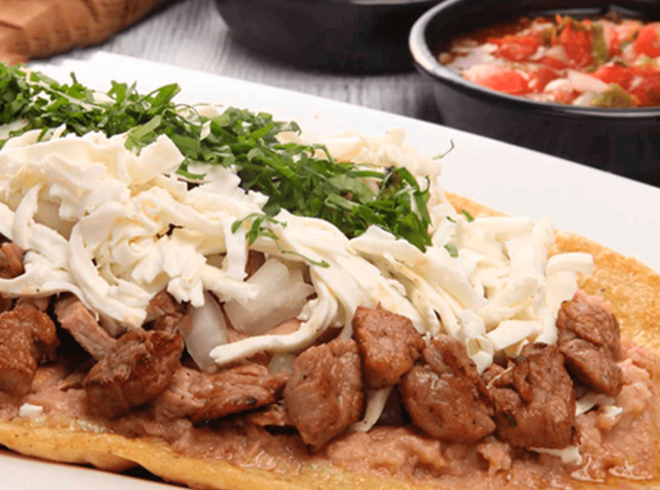 Huarache con Bistec