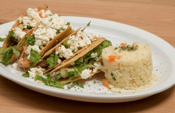 Tacos Dorados con Arroz o Frijoles